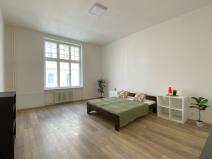 Pronájem bytu 3+1, Karlovy Vary, Koptova, 98 m2