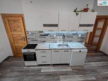 Prodej bytu 2+1, Cheb, Májová, 75 m2