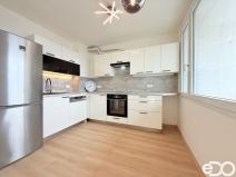 Pronájem bytu 3+kk, Praha, Vysočanská, 63 m2