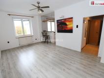 Pronájem bytu 2+1, Sokolov, Heyrovského, 55 m2