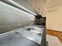 Pronájem bytu 2+kk, Praha - Staré Město, Národní, 65 m2