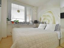 Pronájem bytu 2+kk, Praha - Prosek, Vysočanská, 37 m2