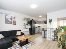 Pronájem bytu 2+kk, Praha - Vysočany, Pod Harfou, 54 m2