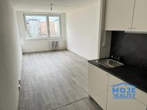 Pronájem bytu 2+kk, Praha - Černý Most, Generála Janouška, 465 m2
