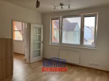 Pronájem bytu 3+1, České Budějovice, Lidická tř., 68 m2