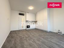 Pronájem bytu 1+kk, Brno - Komárov, Komárovská, 39 m2