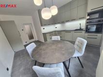 Pronájem bytu 2+1, Praha - Dejvice, Koulova, 77 m2