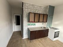 Prodej bytu 2+1, Chomutov, Holešická, 62 m2