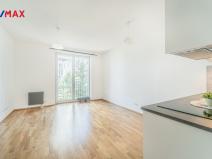Pronájem bytu 1+kk, Praha - Modřany, Mezi vodami, 32 m2