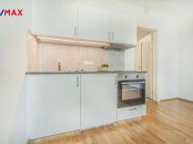 Pronájem bytu 1+kk, Praha - Modřany, Mezi vodami, 32 m2