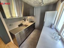 Pronájem bytu 2+kk, Praha - Záběhlice, Hlavní, 73 m2