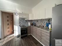 Pronájem bytu 1+1, Karlovy Vary, Chebská, 36 m2