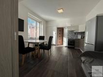 Pronájem bytu 1+1, Karlovy Vary, Chebská, 36 m2