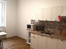 Pronájem bytu 2+1, Karlovy Vary, nábřeží Jana Palacha, 63 m2