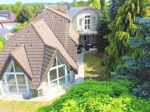 Pronájem vily, Praha - Benice, U zahrádek, 427 m2