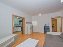 Prodej bytu 3+1, Liberec - Liberec XXIII-Doubí, Dubice, 97 m2