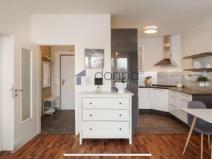 Pronájem bytu 2+kk, Praha, U staré cihelny, 54 m2