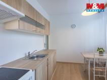 Prodej bytu 3+1, Praha - Hlubočepy, Lohniského, 63 m2