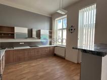 Pronájem bytu 2+1, Opava - Předměstí, Krnovská, 66 m2