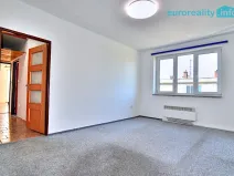 Prodej bytu 3+1, Veselice, 70 m2