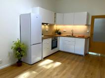 Pronájem bytu 2+kk, Praha - Vršovice, Bulharská, 45 m2