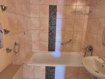 Prodej bytu 3+1, Česká Lípa, Jihlavská, 70 m2