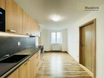 Pronájem bytu 2+1, Uničov, Masarykovo nám., 69 m2