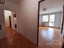 Pronájem bytu 2+1, Olomouc, gen. Píky, 56 m2