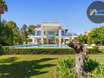 Prodej vily, Marbella, Španělsko, 611 m2