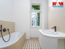 Prodej bytu 4+1, Praha - Smíchov, Zborovská, 141 m2