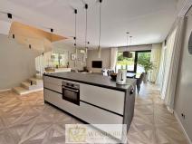 Prodej rodinného domu, Mošćenička Draga,Chorvatsko, 162 m2