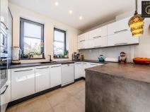 Pronájem rodinného domu, Kladno, A. Dvořáka, 242 m2