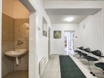 Prodej ordinace, Křižanov, Benešovo náměstí, 530 m2