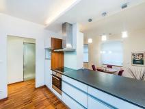 Pronájem bytu 2+1, Praha - Malá Strana, Nosticova, 67 m2