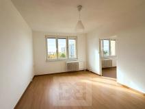 Pronájem bytu 2+kk, Karlovy Vary, Chomutovská, 38 m2