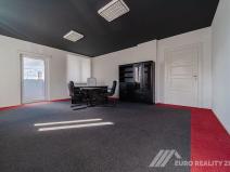 Pronájem kanceláře, Otrokovice, Dr. E. Beneše, 131 m2