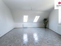 Prodej bytu 3+kk, Břežany II, 77 m2