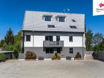 Prodej činžovního domu, Břežany II, 804 m2