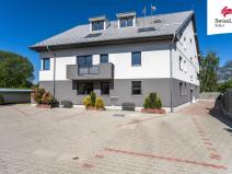 Prodej činžovního domu, Břežany II, 804 m2