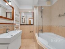 Prodej bytu 4+kk, Praha - Dubeč, Netlucká, 102 m2