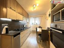 Prodej bytu 2+1, Cheb - Dolní Dvory, Pražská, 60 m2