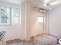 Prodej bytu 1+kk, Praha, Husitská, 20 m2