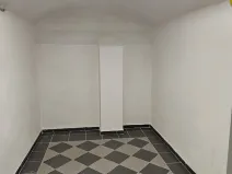 Pronájem skladu, Praha - Vinohrady, Italská, 108 m2