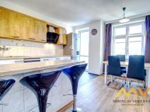 Pronájem bytu 3+1, Hradec Králové, Průmyslová, 92 m2