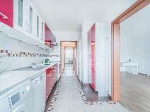 Prodej bytu 3+1, Praha - Chodov, Bachova, 72 m2