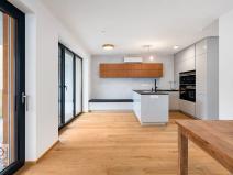 Pronájem bytu 3+kk, České Budějovice, Rudolfovská tř., 72 m2