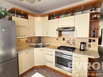 Prodej bytu 3+1, Pardubice - Zelené Předměstí, Karla IV., 76 m2