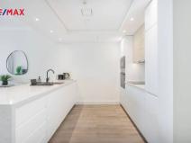 Prodej bytu 2+kk, Dubaj,Spojené arabské emiráty, 68 m2