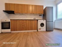 Pronájem bytu 4+1, Praha - Smíchov, Stroupežnického, 140 m2