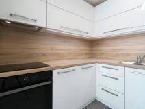 Pronájem bytu 2+kk, Praha - Černý Most, Vašátkova, 45 m2